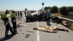 Bayramda trafik terörünün bilançosu ağır oldu: 74 ölü, 615 yaralı