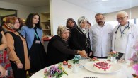 Yozgat Şehir Hastanesinden hasta ve hasta yakınlarına pastalı moral