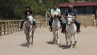 AYÇ/TED Kolejinde at biniciliği eğitimi devam ediyor