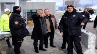 Vali Özkan, görevi başındaki polisleri ziyaret etti