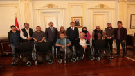 Engelli vatandaşlara tekerlekli sandalye