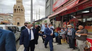Sedef, Yerköy’de esnaf ve vatandaşları ziyaret etti