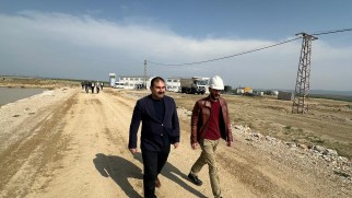 Başkan Altuntaş, havalimanı inşaatında incelemelerde bulundu