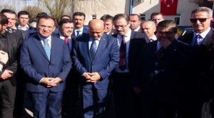 Bozdağ: Bugüne kadar terörle elde edilmiş bir netice yoktur