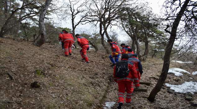 UMKE ekibi yılın ilk tatbikatını çamlıkta yaptı