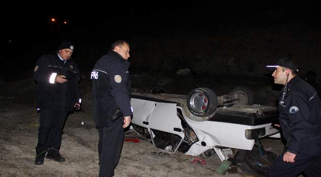  İki otomobil 60 metrelik uçuruma yuvarlandı:2’si ağır 6 kişi yaralandı