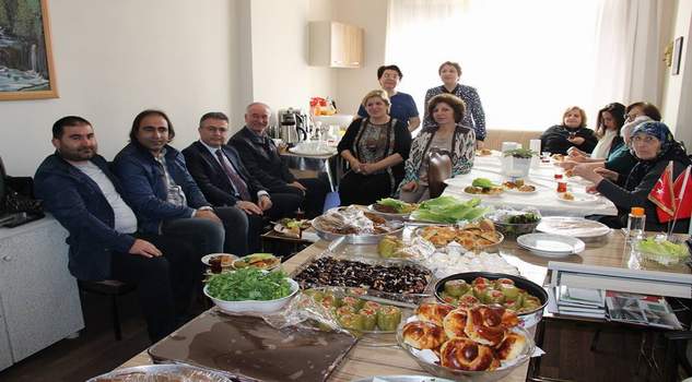 Coşkun: Derneklerimizin faaliyetlerini desteklemeliyiz