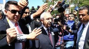 CHP’li Yaşar: Genel Başkanımıza yapılan alçakça saldırıları kınıyoruz