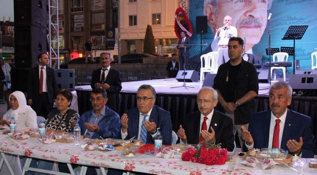 Kılıçdaroğlu, Yozgat’ta partilileri ile iftar yaptı