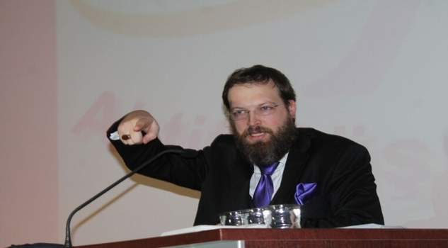 Darbeyi ilk haber veren isim Fatih Tezcan 3 Aralık’ta Yozgat’ta