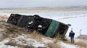 İranlı turistleri taşıyan otobüs devrildi: 6 kişi yaralandı