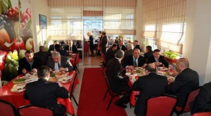 Vali Yurtnaç: Hiçbir kurumun personelini ihmal etmemesi gerekir