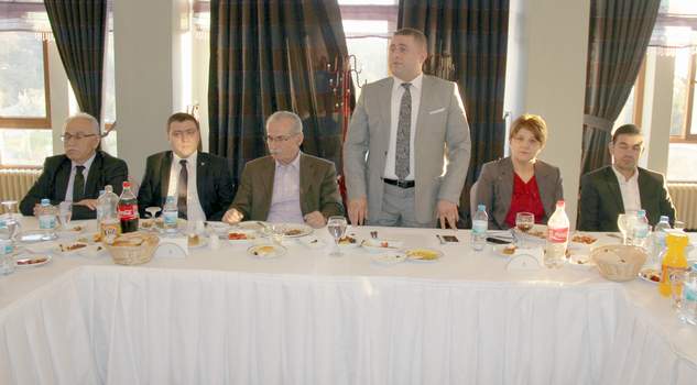 Sedef: Siyasette dönüp arkasına bakmayanlardan olmayacağız