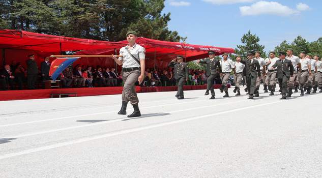 Vali Yurtnaç: Devlet içerisinde en büyük unsur halktır