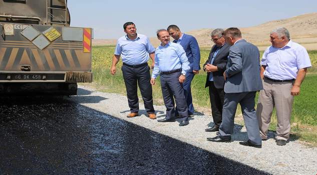 Vali Yurtnaç: Köy yollarımız daha kaliteli yapılmaya başladı
