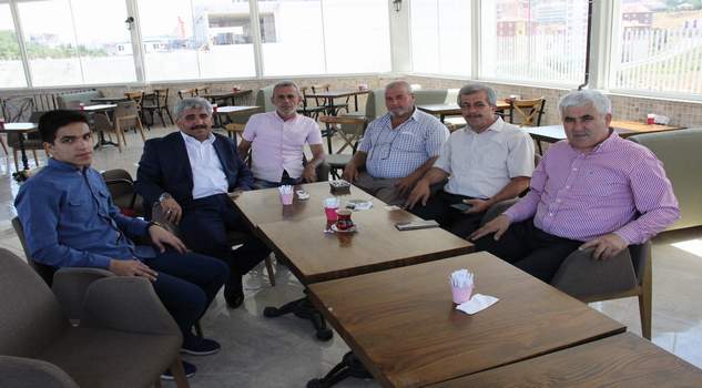 AK Parti’de temayül için pek çok isim öne çıktı