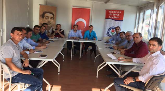 Şerefli: Ülkemizdeki demokratik kazanımları önemsiyor ve destekliyoruz