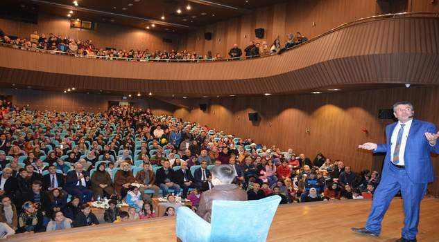 Kapaklıkaya, konferansı yoğun ilgi gördü