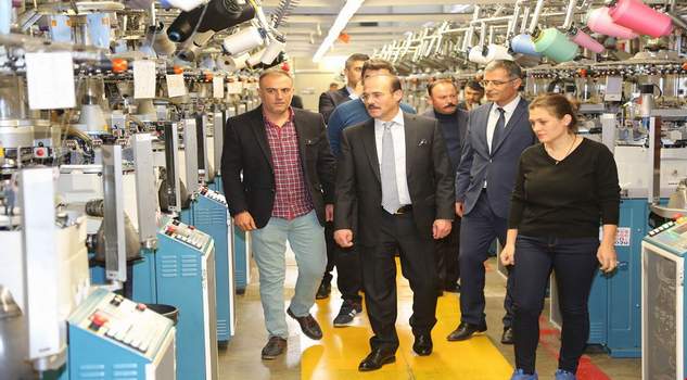 Vali Yurtnaç: İşsizlikten ziyade iş beğenmeyen kolay iş arayanların olduğu anlaşılıyor