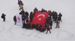 Çocuklar, Ilgaz Dağında gönüllerince eğlendi