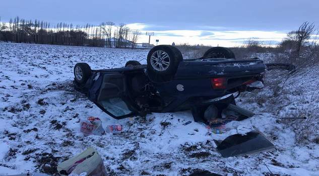 Buzlanma kazaya sebep oldu: 1’i çocuk, 4 kişi yaralandı