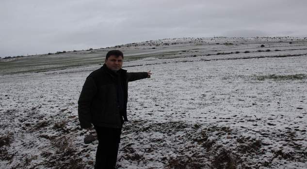 Kar yağışı çiftçiyi sevindirdi