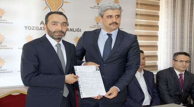 Lekesiz, aday adaylık başvurusunu yaptı