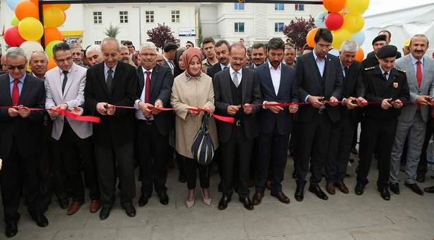 Yozgat’ta Eğitim, Bilim ve Öğrenme Şenliği başladı