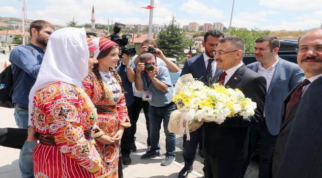Oktay: İlk yurt içi ziyaretimizi memleketimize yaptık