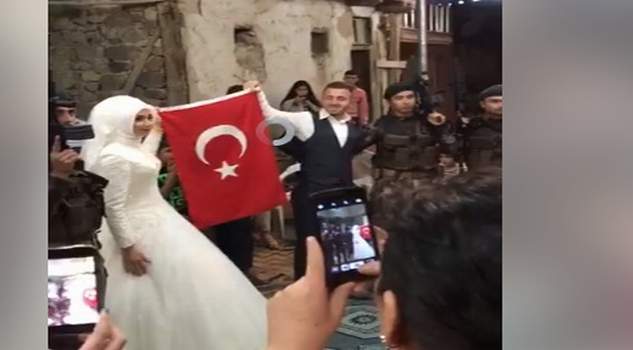 Böyle olur Özel Harekatçının düğünü