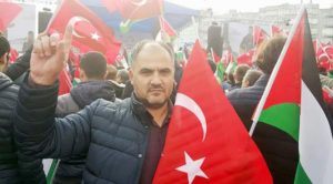 Şerefli: ABD, akıl tutulması yaşamaktadır