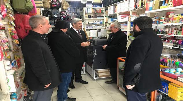 Köse, Meydan Yeri esnafını ziyaret etti