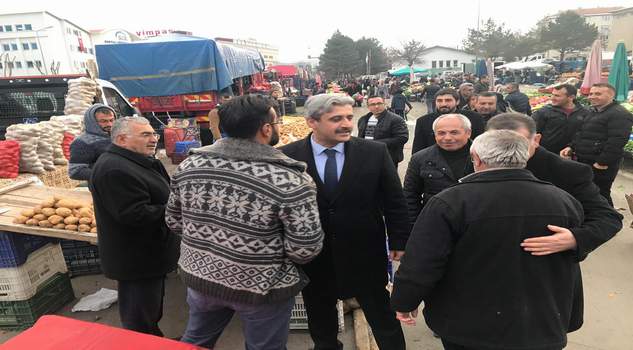 Belediye Başkan Adayı Köse pazarcı esnafını ziyaret etti
