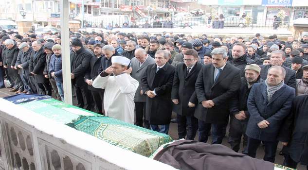 Yaşar Güder’in annesi toprağa verildi