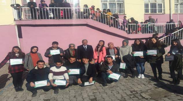 Yeşilay’la öğrenciler bilinçlendiriliyor