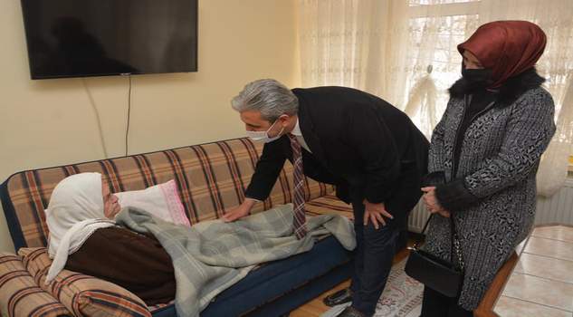 Başkan Köse, yaşlıların gönlünü aldı