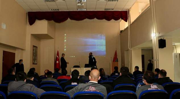 Yozgat Emniyetinden özel güvenliklere seminer