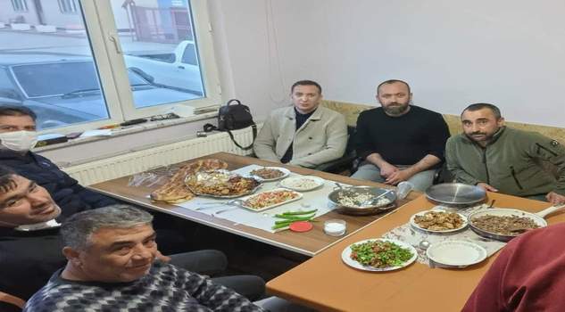 Açıkel, iftarını personeli ile yaptı