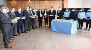  “Bir Kitap Bir Umut” Kampanyasına kitap bağışı devam ediyor