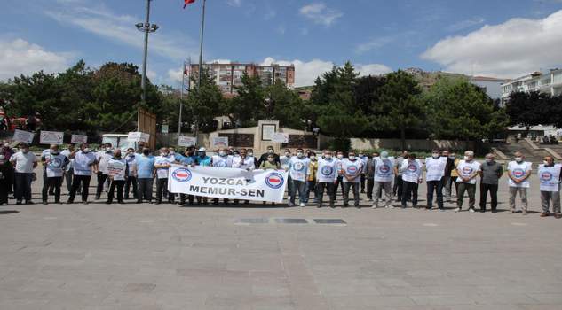 Şerefli: Kamu görevlilerinin maaşları erimektedir