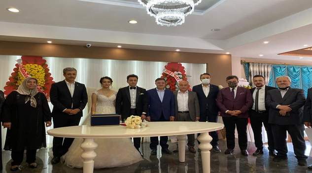 Topuz ailesinin mutlu günü