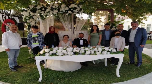 Meslektaşımız Harun Gökçeoğlu, en mutlu gününü oğlunun düğünüyle yaşadı