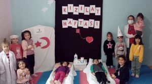 Miniklerden Kızılay etkinliği