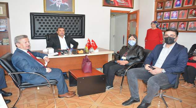 AK Parti’den  Şehit Aileleri ve Gaziler Derneğine ziyaret