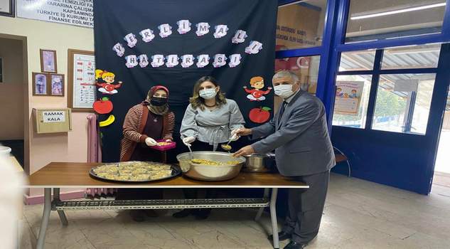 Öğrencilerden yerli malı haftası etkinliği