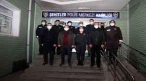 Vali Polat, yılbaşı gecesi çalışanları ziyaret etti