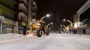 Başkan Yalçın: Kar temizleme çalışmasını aralıksız sürdürüyoruz