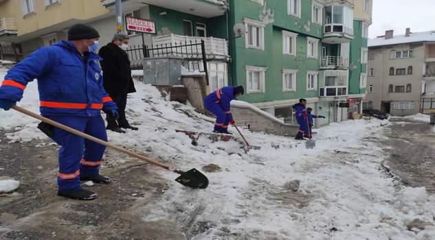 Başkan Köse: Ekiplerimizle birlikte sahada çalışmalarımızı sürdürüyoruz