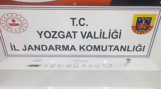 Uyuşturucu operasyonunda 2 kişi tutuklandı