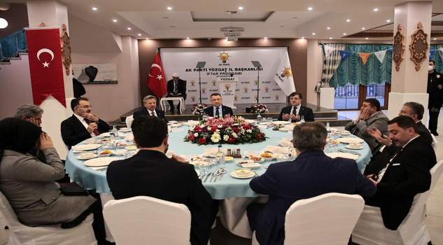 Oktay, Yozgat’ta iftar’a katıldı